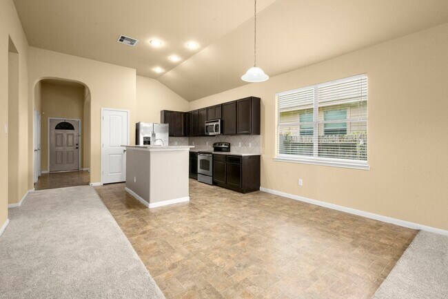 Building Photo - 2313 Shady Tree Ln