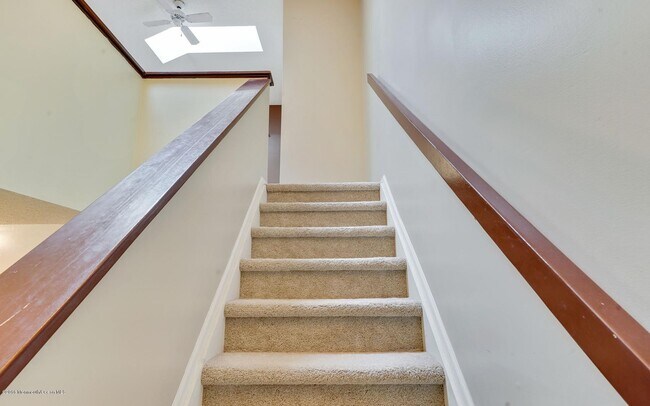Building Photo - 51 Richmond Ct