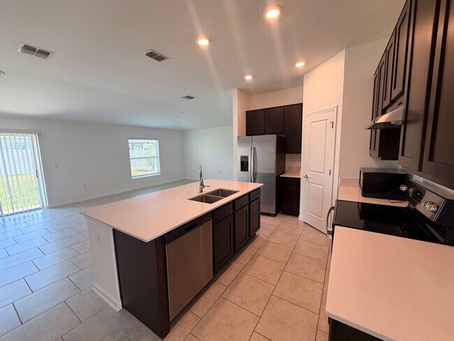 Building Photo - 840 Citrus Reserve Blvd