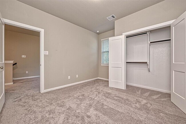 Building Photo - 497 Longleaf Pine Dr