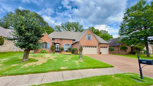 Primary Photo - 4792 White Pass Dr
