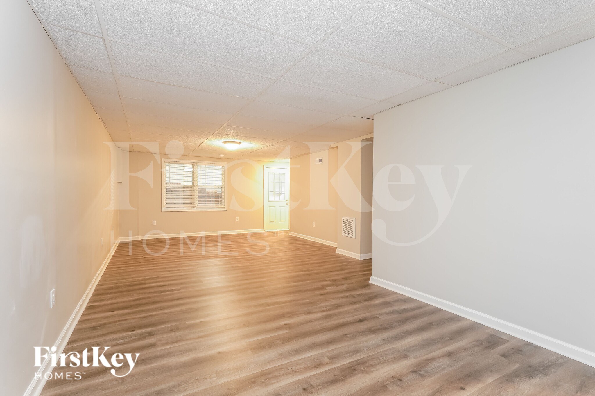 Building Photo - 139 Creek Meadow Dr