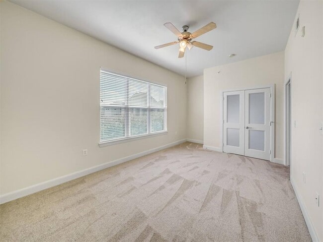 Building Photo - 1010 Rosine St