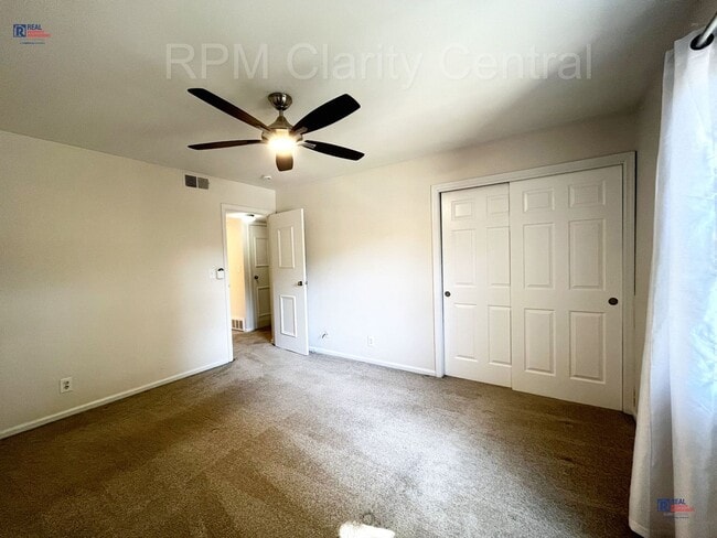 Building Photo - Prime Location 2-Bedroom, 1.5-Bath Condominium for Rent!