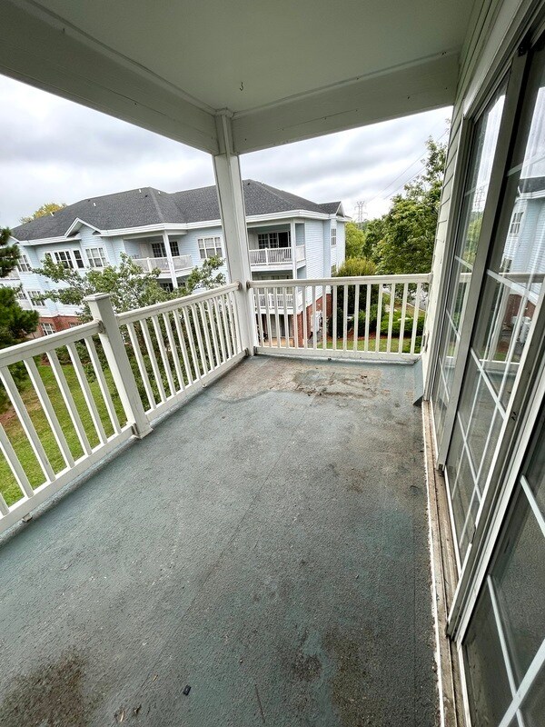 Building Photo - 9179 Meadow Vista Rd