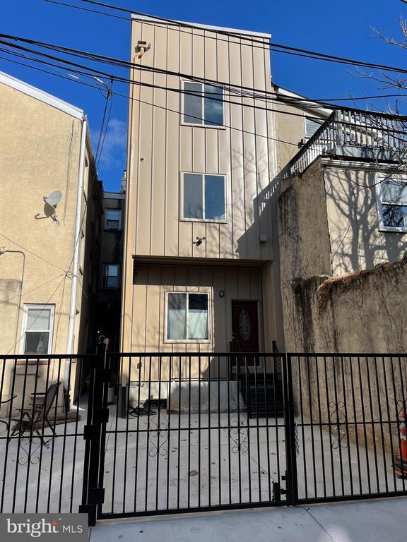 Building Photo - 1134 Mt Vernon St
