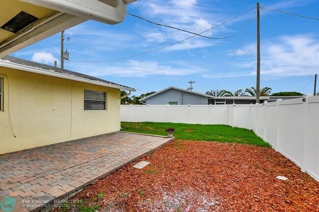 Building Photo - 22219 SW 63rd Ave