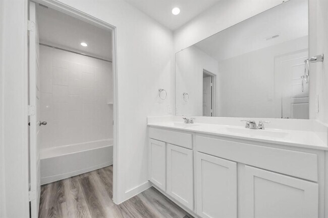 Building Photo - 2941 Amherst Mdw Ln