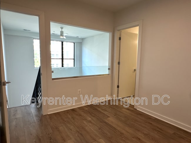 Building Photo - 1460 Belmont St NW