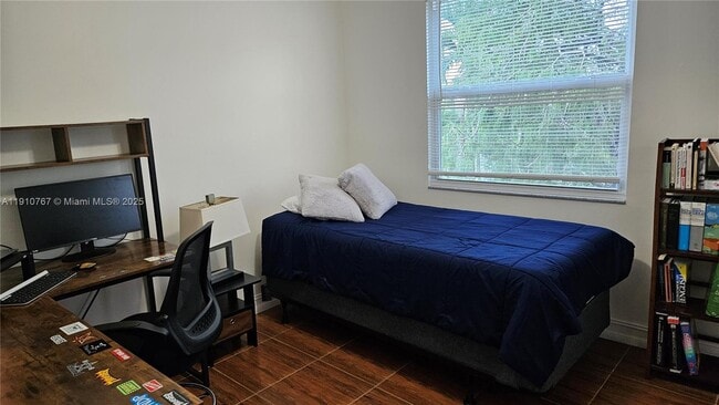 Building Photo - 1256 NW 110th Ave