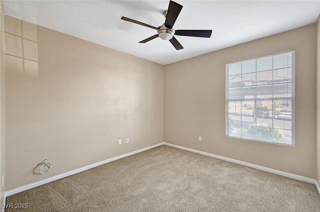 Building Photo - 231 W Horizon Ridge Pkwy
