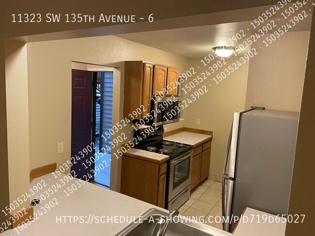 Building Photo - 11323 SW 135th Ave