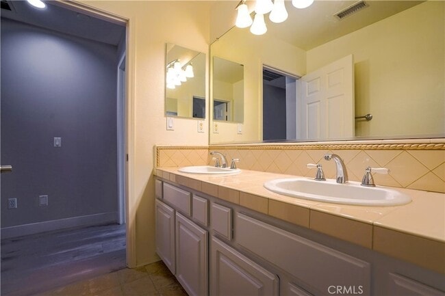 Building Photo - 20640 Pesaro Way