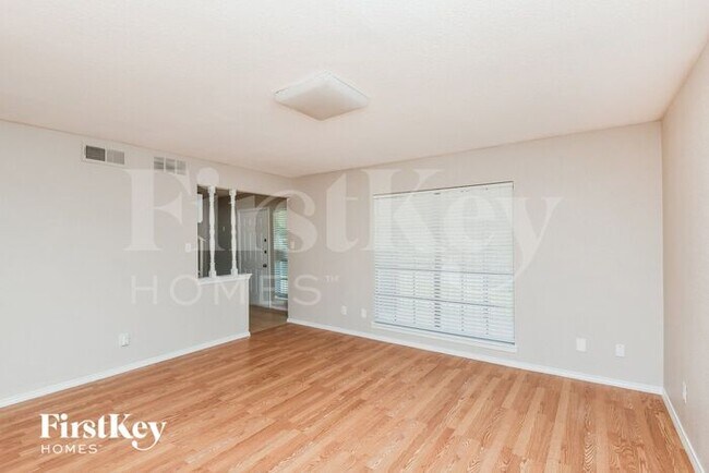 Building Photo - 7700 Castillo Rd