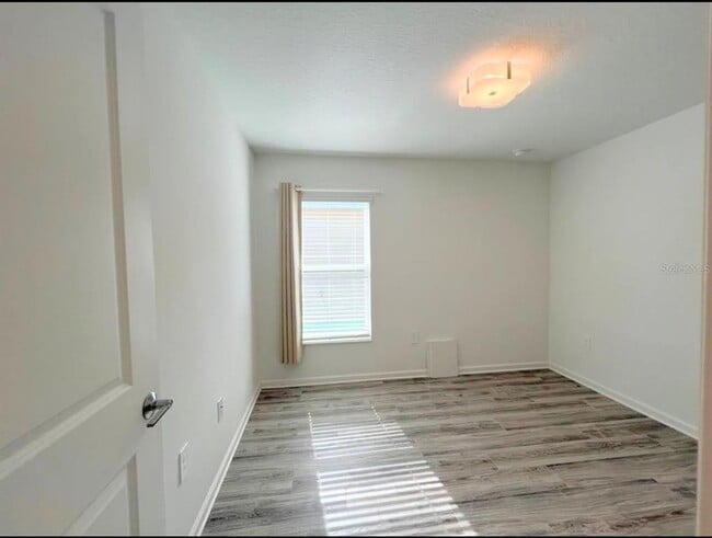 Building Photo - 5421 Preserve Blvd