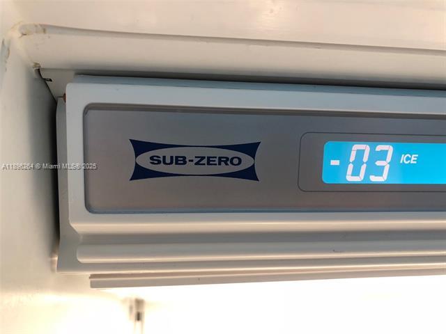 Building Photo - 900 Brickell Key Dr