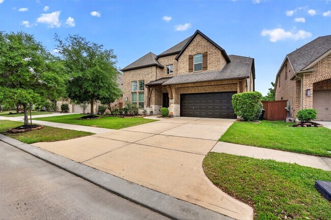 Building Photo - 25238 Birchwood Springs Ave