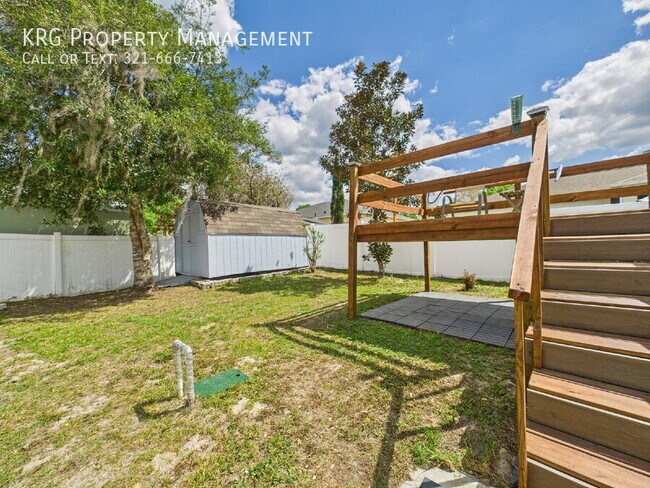 Building Photo - 2632 NE 27th St