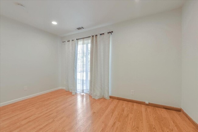 Building Photo - 2651 Poplarwood Way