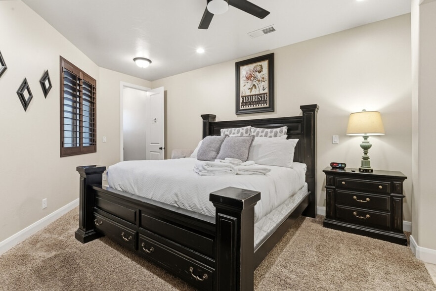 Building Photo - 4241 Razor Ridge Dr