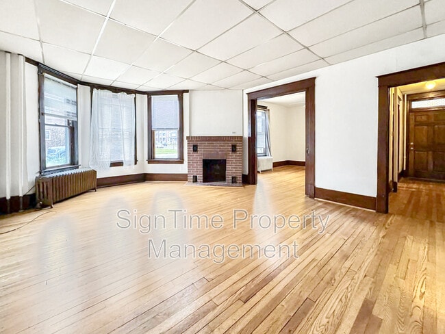 Building Photo - 825-827 Hamilton Boulevard - 827