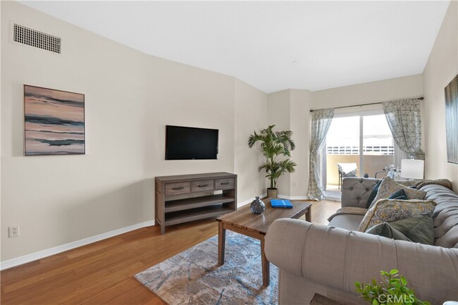 Building Photo - 2750 Artesia Blvd