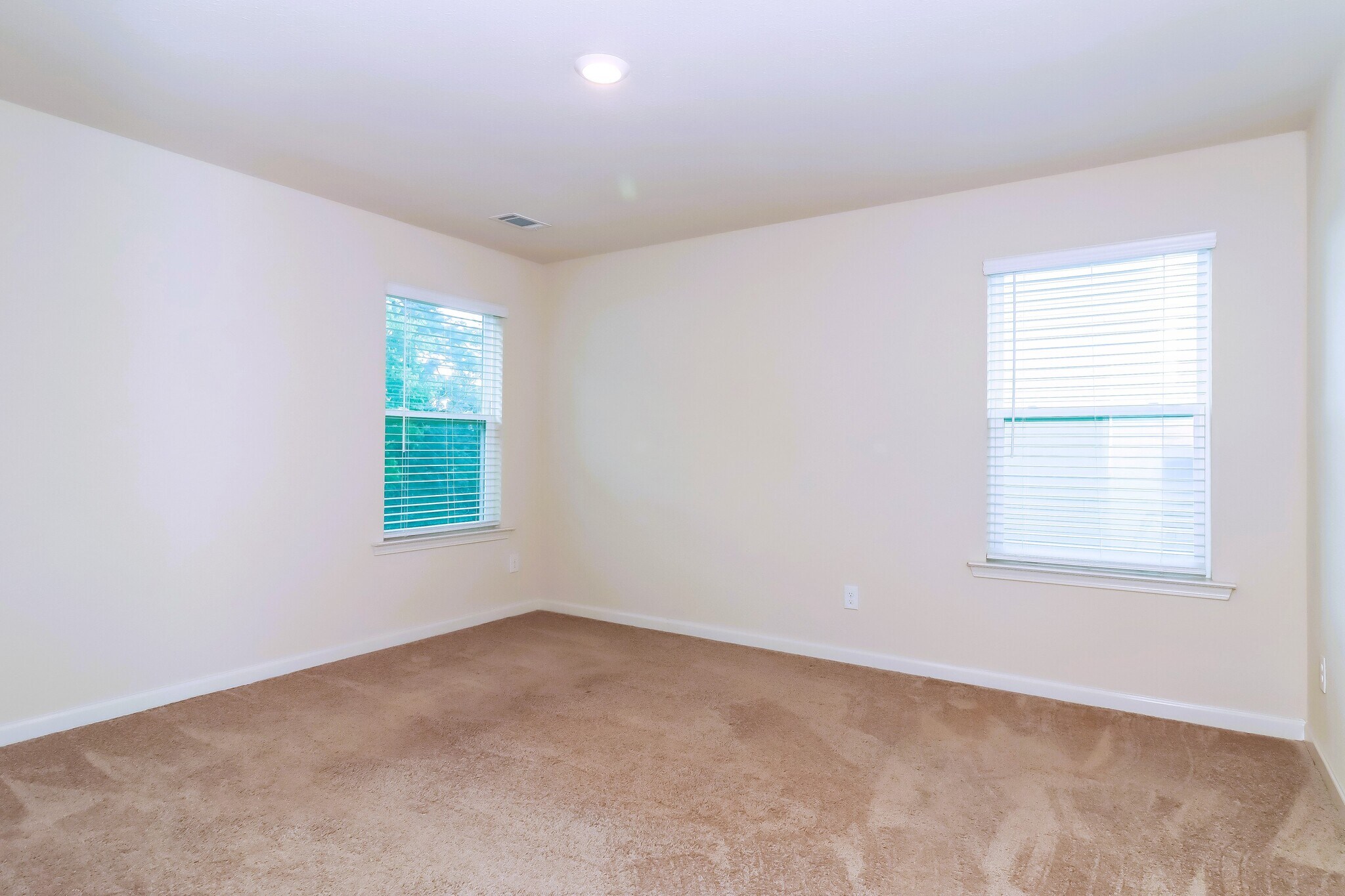 Building Photo - 134 Innis Brk Cir