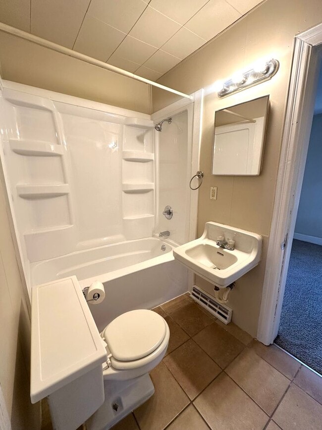 Building Photo - Cozy 2-Bedroom, 1-Bath Home with Outdoor Storage Building