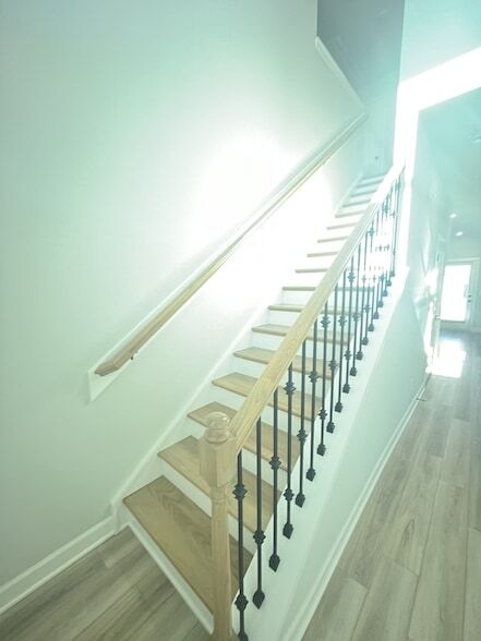 Building Photo - 4548 Hoboken Wy