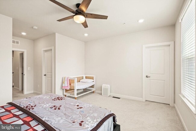 Building Photo - 12921 Sunrise Ridge Aly