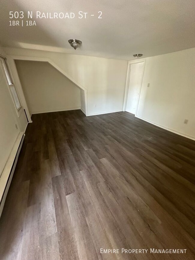 Building Photo - Available Now! 1 Bedroom / 1 Bathroom in T...