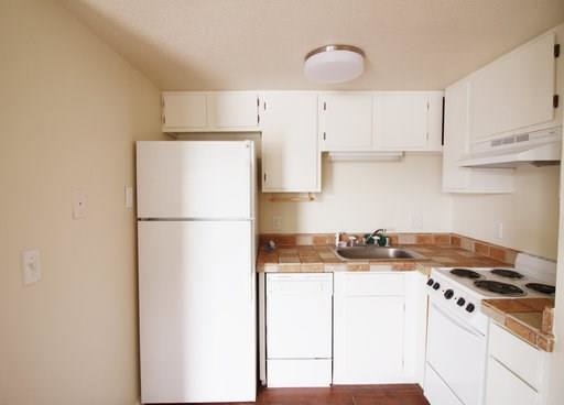 Building Photo - 2158 Garland Ave