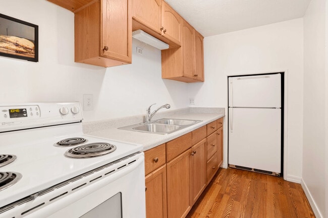 Building Photo - 1430 S 1300 E