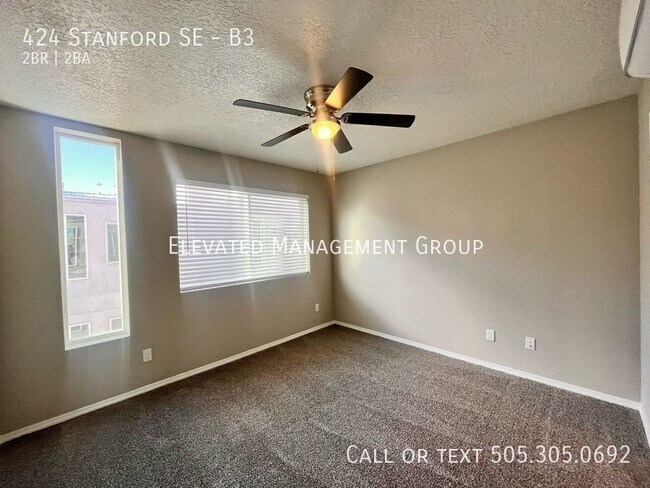 Building Photo - 424 Stanford Dr SE