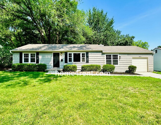 Primary Photo - Beautiful Ranch Style, Overland Park Home ...