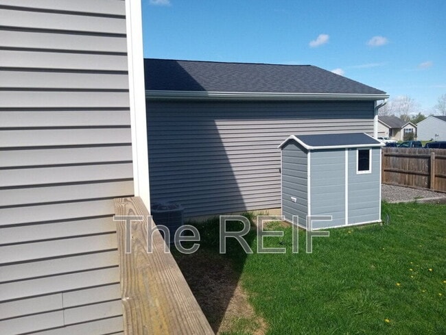 Building Photo - 4477 Soya Ave