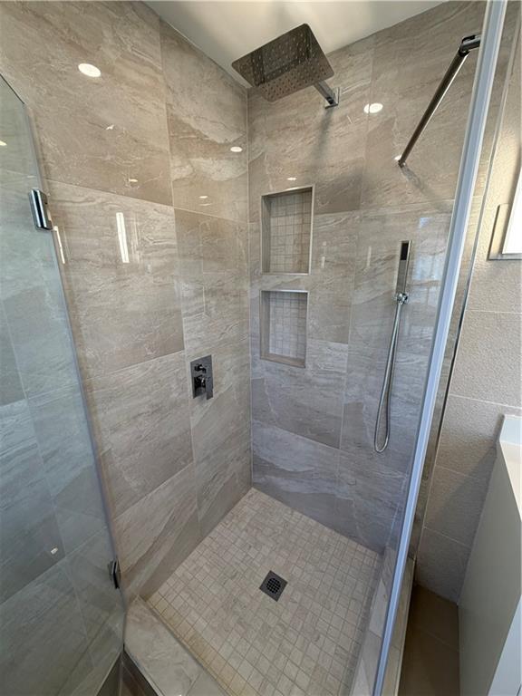 Building Photo - 52 Southern St