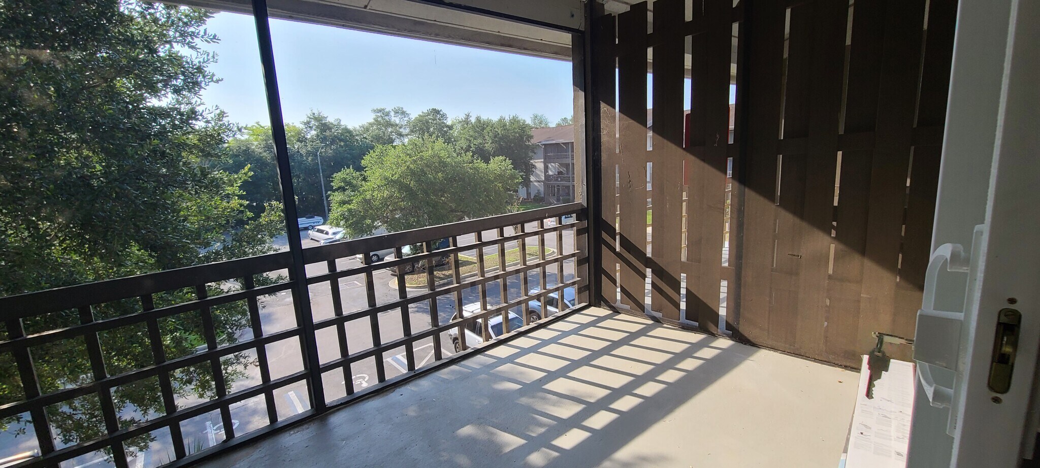Building Photo - 6519 W Newberry Rd