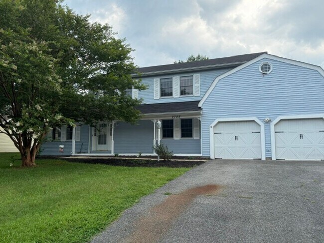 Building Photo - 2788 Pinewood Dr