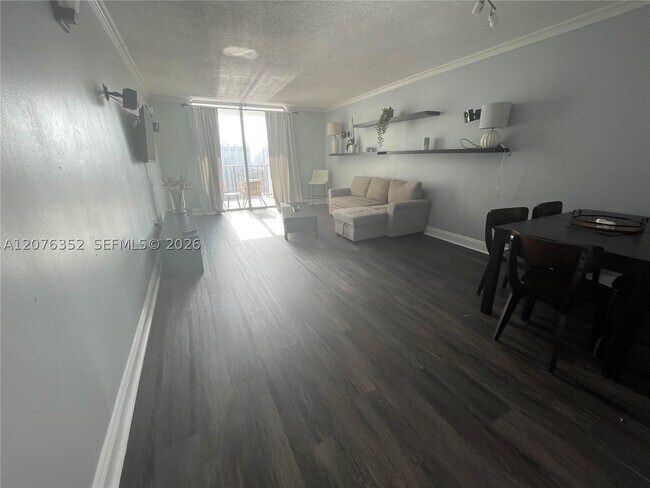 Building Photo - 2750 NE 183rd St