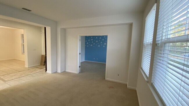 Building Photo - Mountain House Home Spacious 4 Bedroom, 3.5 Bath Home with Bonus Loft