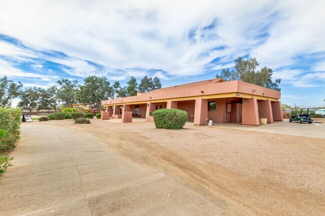 Building Photo - 3-Bedroom Home in The Villages at Queen Cr...