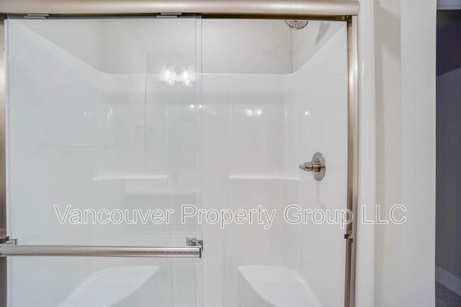 Building Photo - 313 E Caribou Ct