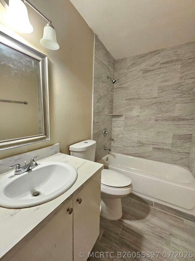Building Photo - 4859 Orleans Ct