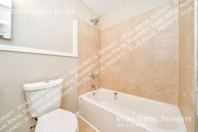Building Photo - 3026 Boswell Dr NW