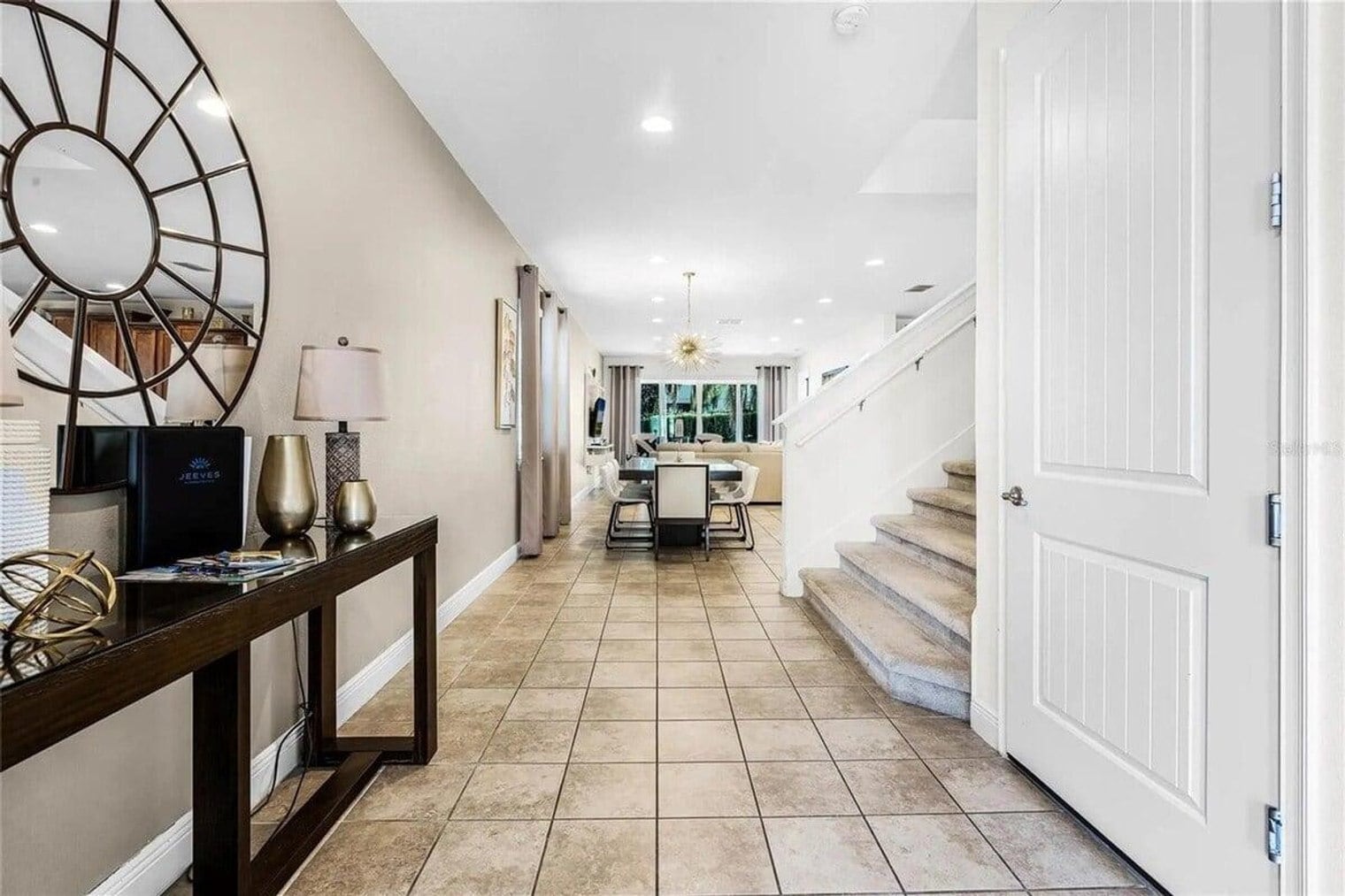 Building Photo - 220 Pendant Ct