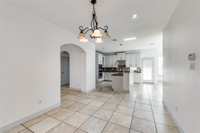 Building Photo - 4328 Oak Bluff Ln
