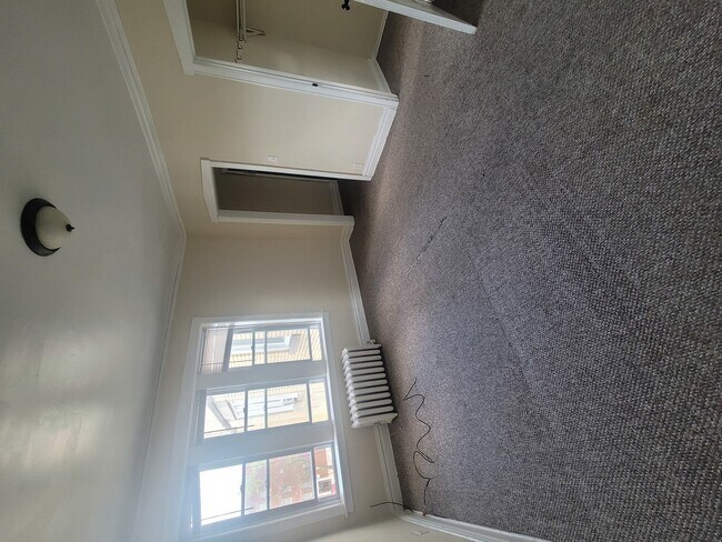 Building Photo - 4206 N Kimball Ave