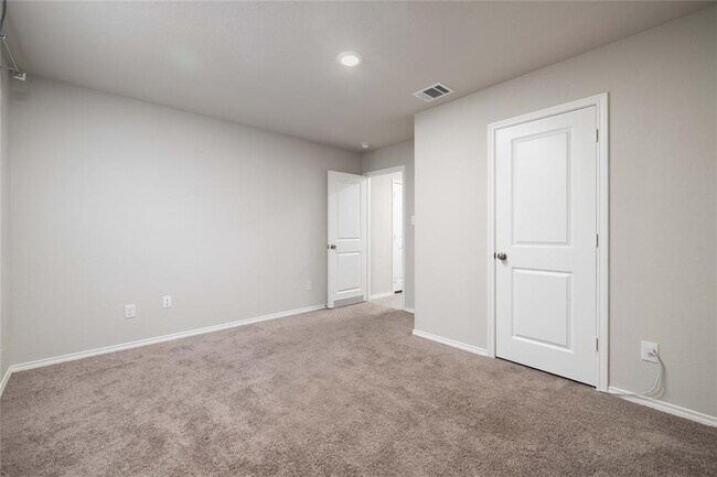 Building Photo - 12744 Mirecourt Wy
