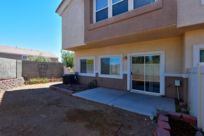 Building Photo - 6530 Bucking Horse Ln